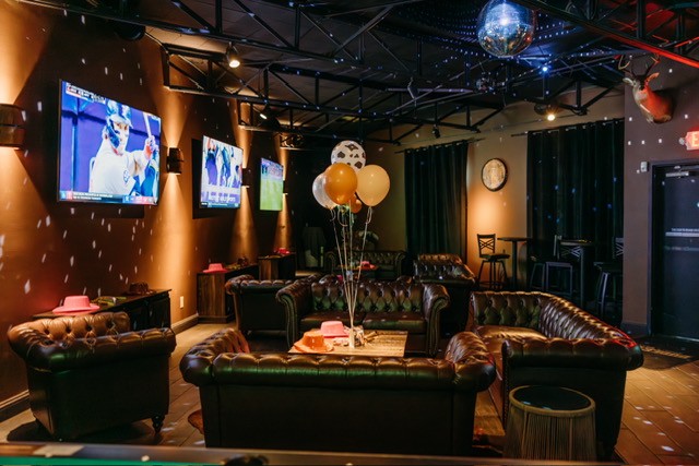 Dudleys Dallas Backroom